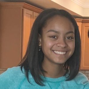 Meet your Posher, Nadia